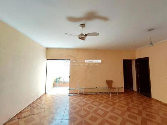 Casa á Venda com 3 Quartos 1 Suíte e Área Gourmet Jardim Sandra, Sorocaba/SP