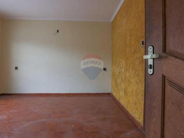 Casa à venda com 3 quartos, 376m2 no Além Ponte, próximo a Av. São Paulo em Sorocaba por R$ 699.000