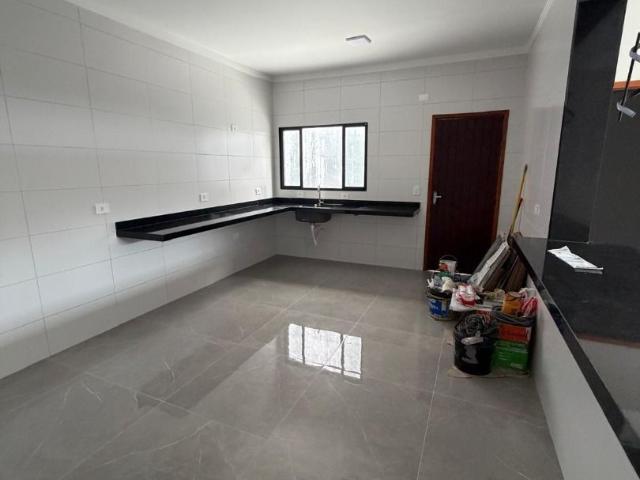 Casa à venda com 3 quartos e 98 m² por R$ 1.100.000