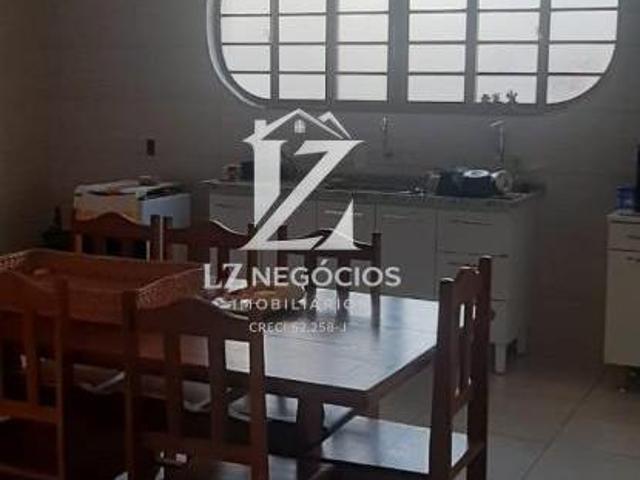 Casa à venda com 3 quartos, edícula, Jardim Irene