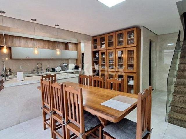 Casa à venda com 3 quartos em Vila Medeiros, São Paulo