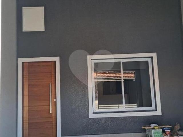 Casa à venda com 3 quartos em Vila Brizzola, Indaiatuba