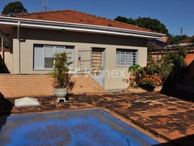 Casa à venda com 3 quartos em Centro, Mineiros do Tietê