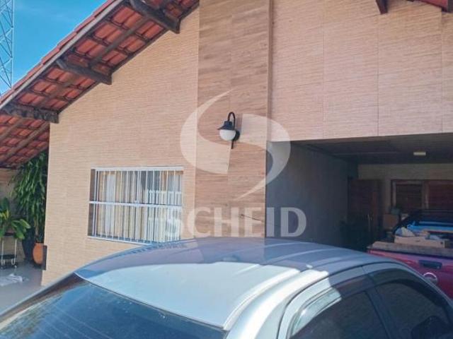 Casa a venda com 3 quartos em Interlagos