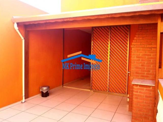 Casa à venda com 3 quartos em Jardim São jorge