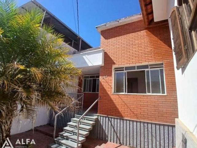 Casa à venda, com 3 quartos no Bairro São José