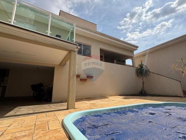 Casa à venda com 3 quartos sendo 1 suíte, 4 vagas, valor: R$ 850.000,00 bairro Vila Trujillo Soro