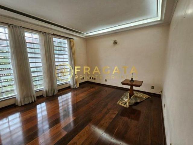 Casa á venda com 4 Dormitórios, 200 m² na Vila Mariana SP
