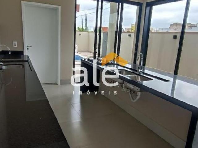 Casa à venda com 4 dormitórios no Condomínio Solar das Esmeraldas Nova Odessa