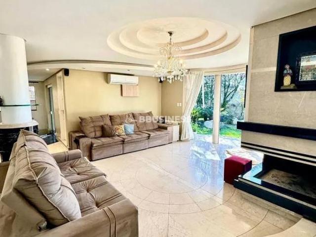 Casa à venda com 4 suítes, 5 vagas, Esplanada, Caxias do Sul, RS