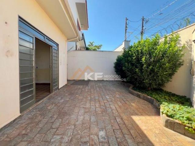 Casa à Venda com 4 Quartos | 1 Suíte | Terreno 387m² no bairro Alto da Boa Vista Ribeirão Preto /