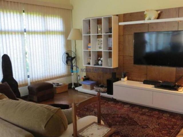 Casa à venda com 4 quartos, 3 suítes, 4 vagas no Planalto Paulista