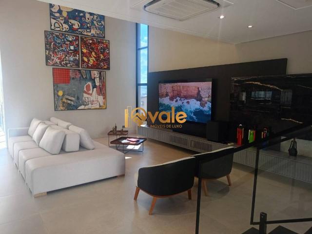 Casa à venda com 4 quartos e 359 m² por R$ 4.800.000