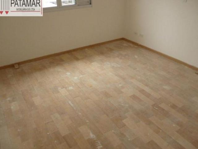 Casa à venda com 4 quartos na Vila Sônia