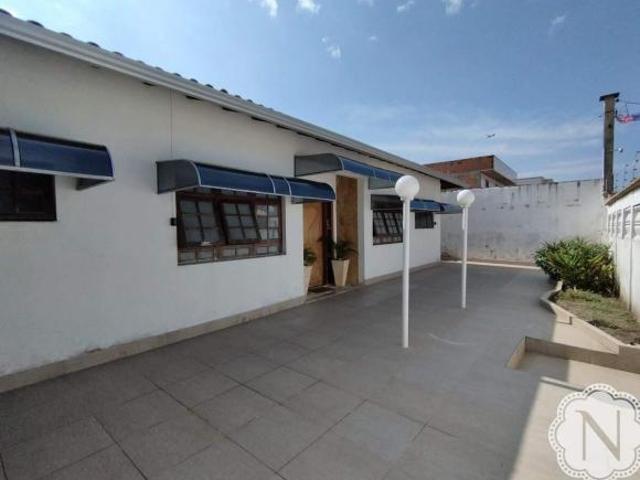 Casa à venda com 4 quartos no bairro Campos Elíseos
