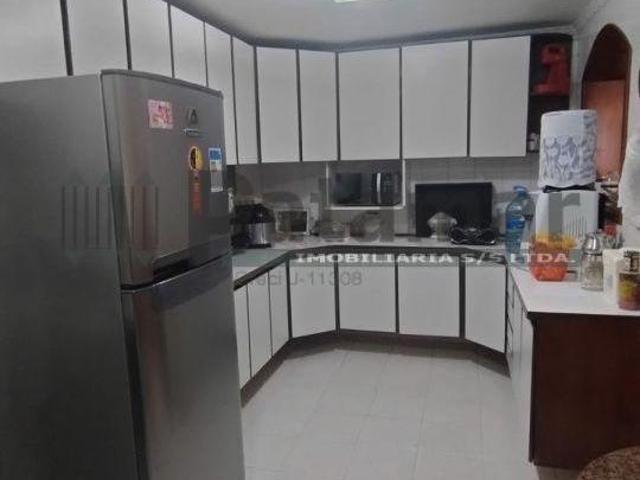 Casa à venda com 4 quartos no Conjunto Residencial Butantã