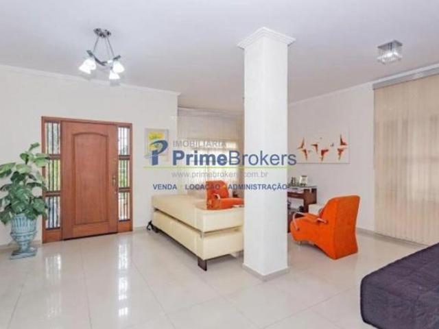 Casa à venda com 4 quartos, sendo 3 suítes de 390 m² Bosque da Saúde