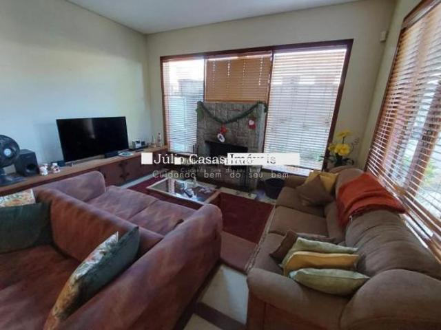 Casa à Venda com 5 Suítes, Área Gourmet e 4 Vagas Cobertas no Jardim Eltonville Sorocaba/SP