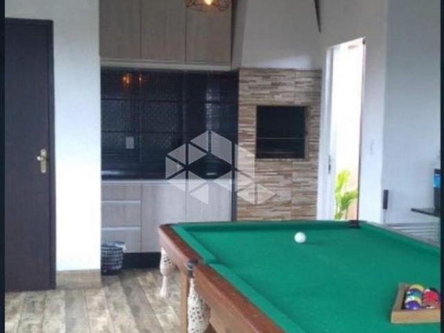 Casa à venda com 7 dormitórios, 3 vagas de garagem, bairro Santa Isabel, Viamão, RS