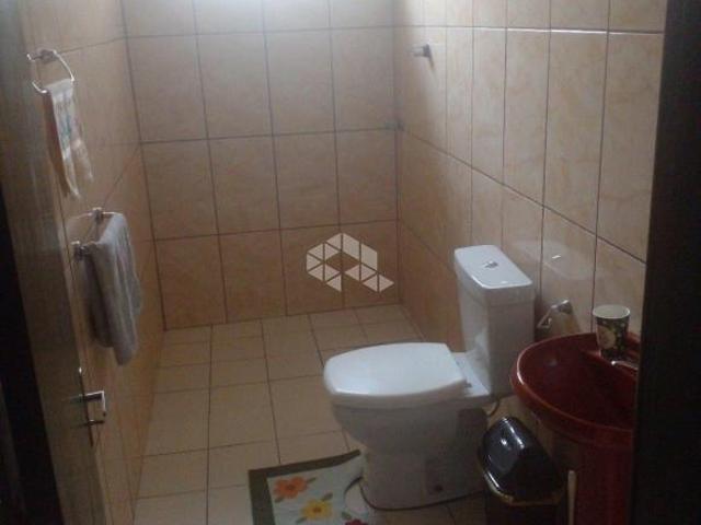 Casa a venda com 7 quartos, 5 dormitórios garagem para 2 carros no Bairro Juscelino Kubitschek