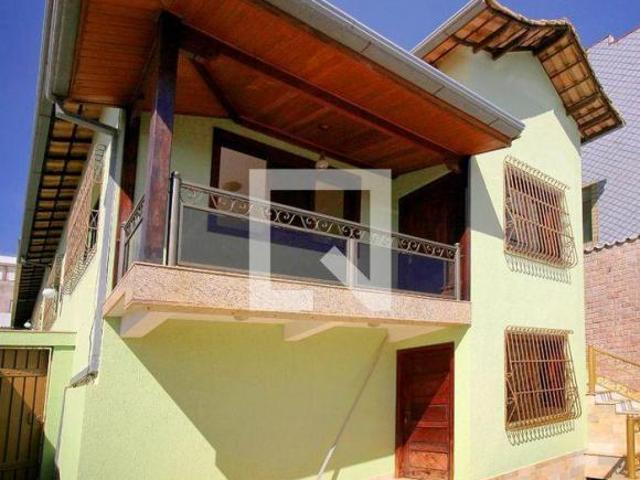 Casa à Venda Concórdia, 4 Quartos, 261 m² Belo Horizonte