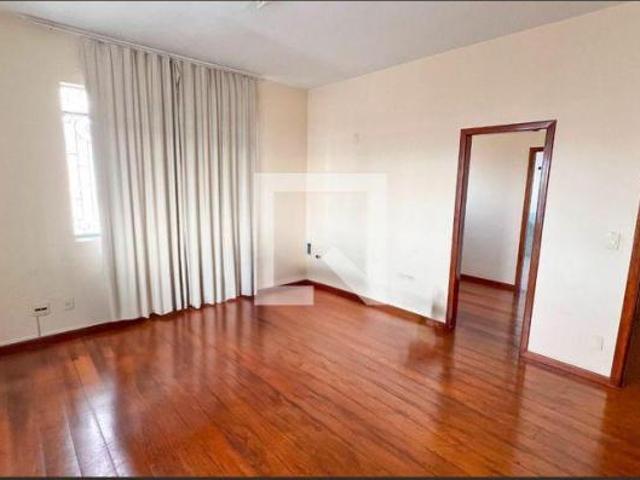 Casa à Venda Concórdia, 5 Quartos, 508 m² Belo Horizonte