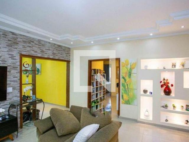 Casa à Venda Conceição, 4 Quartos, 650 m² Diadema