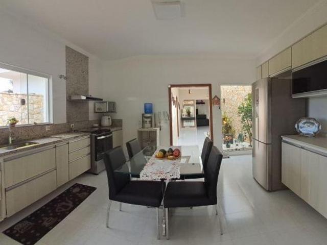 Casa a venda Condomínio Bela Vista 3 suítes Pisicina Jardim Sorocaba SP Zona Leste 5 WC