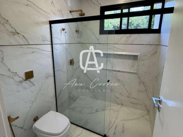 Casa à venda condomínio Cenytral Park em Umuarama. Alto padrão. 3 suítes, escritório, área gourmet c