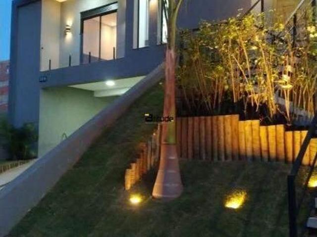 CASA Á VENDA CONDOMÍNIO RESERVA SANTA ANNA