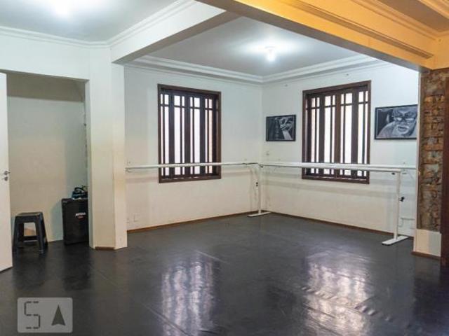 Casa à Venda Consolação, 4 Quartos, 230 m2