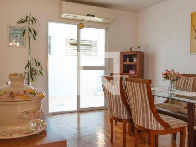 Casa à Venda Cavalhada, 3 Quartos, 200 m² Porto Alegre