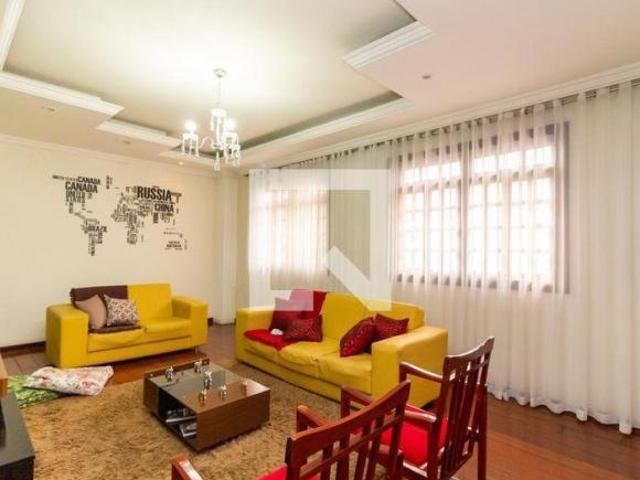 Casa à Venda Camargos, 4 Quartos, 360 m² Belo Horizonte