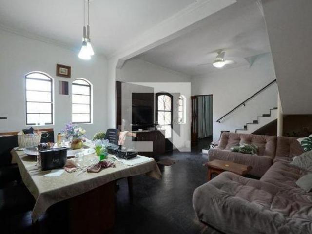 Casa à Venda Cambuci, 4 Quartos, 240 m2