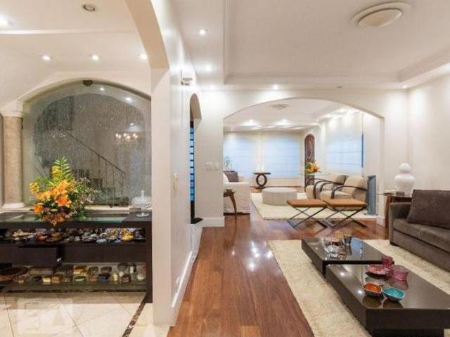Casa à Venda Cambuci, 5 Quartos, 400 m2