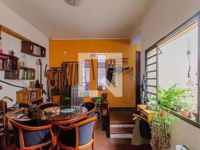 Casa à Venda Cambuci, 2 Quartos, 165 m2