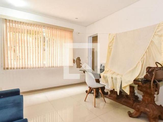 Casa à Venda Cambuci, 2 Quartos, 250 m2