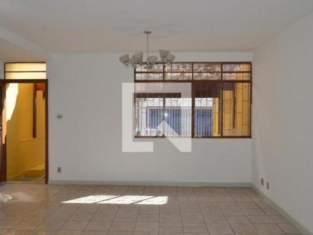 Casa à Venda Cambuci, 3 Quartos, 111 m2