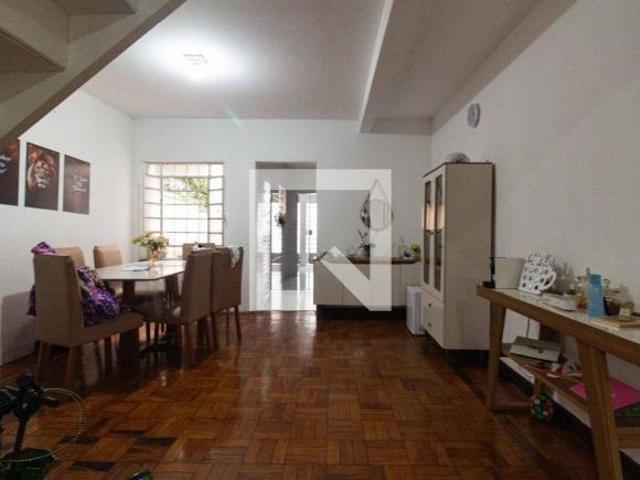 Casa à Venda Cambuci, 3 Quartos, 200 m2