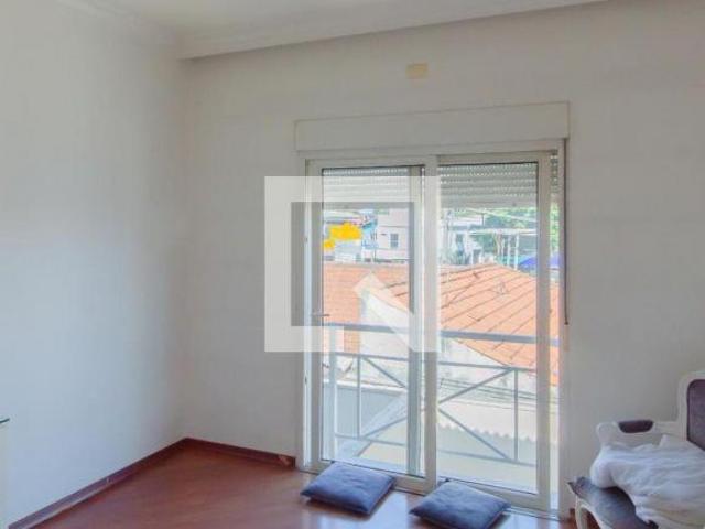 Casa à Venda Cambuci, 3 Quartos, 241 m2