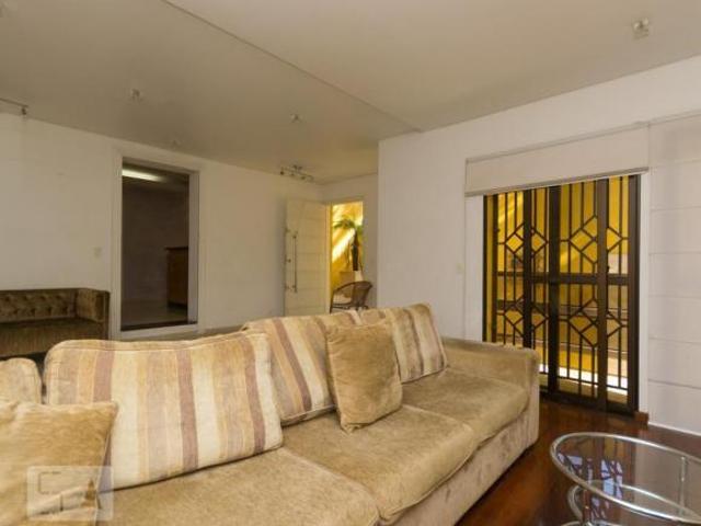 Casa à Venda Cambuci, 3 Quartos, 350 m² São Paulo
