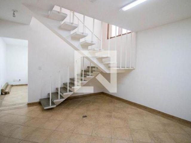 Casa à Venda Campo Belo, 4 Quartos, 200 m² São Paulo