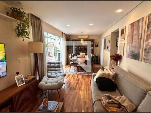 Casa à Venda Campo Belo, 4 Quartos, 220 m² São Paulo