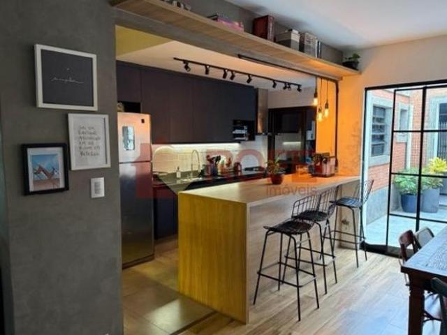 CASA À VENDA CAMPO BELO 155m² 2 DORMITÓRIOS 2 VAGAS