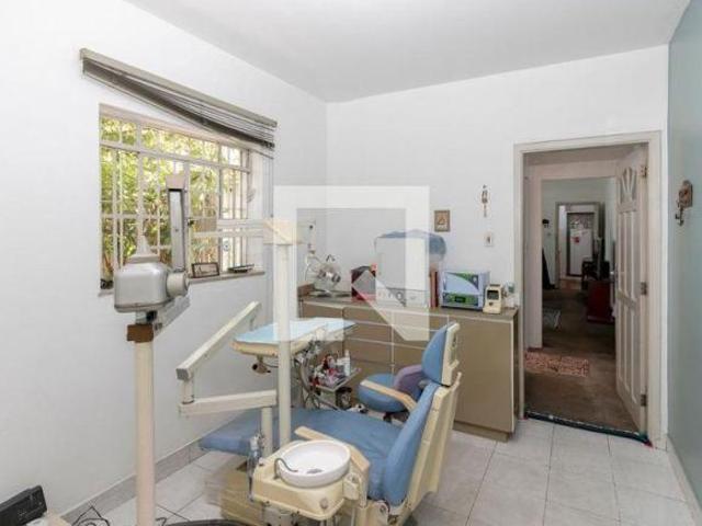 Casa à Venda Campo Belo, 2 Quartos, 140 m² São Paulo