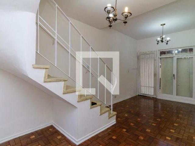 Casa à Venda Campo Belo, 2 Quartos, 150 m² São Paulo