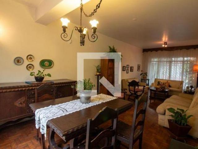 Casa à Venda Campo Belo, 3 Quartos, 192 m2