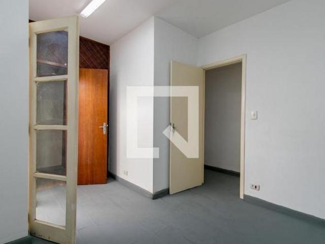 Casa à Venda Campo Belo, 3 Quartos, 200 m2