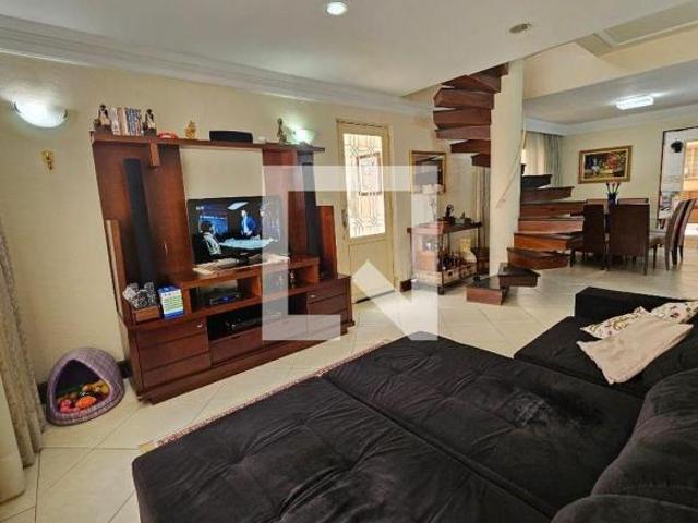 Casa à Venda Campo Belo, 3 Quartos, 215 m2