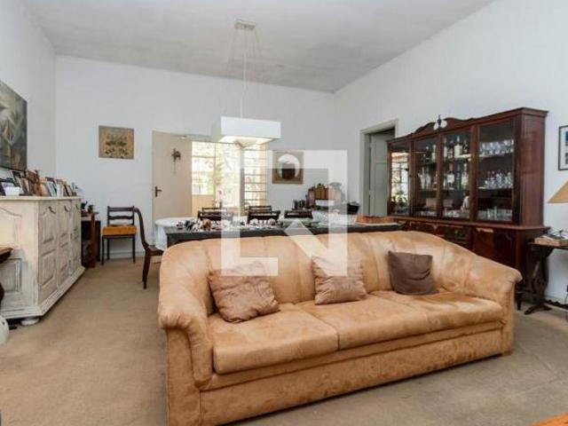 Casa à Venda Campo Belo, 3 Quartos, 950 m2